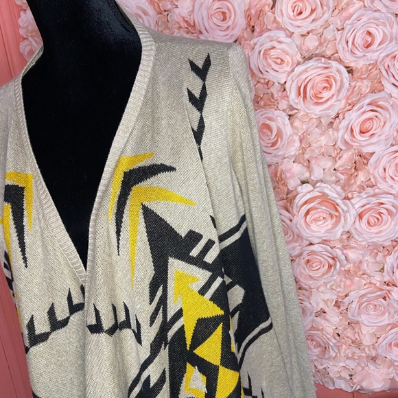 INC CARDIGAN - Picture 2 of 3